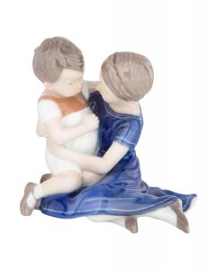 Bimbi che giocano Statuina