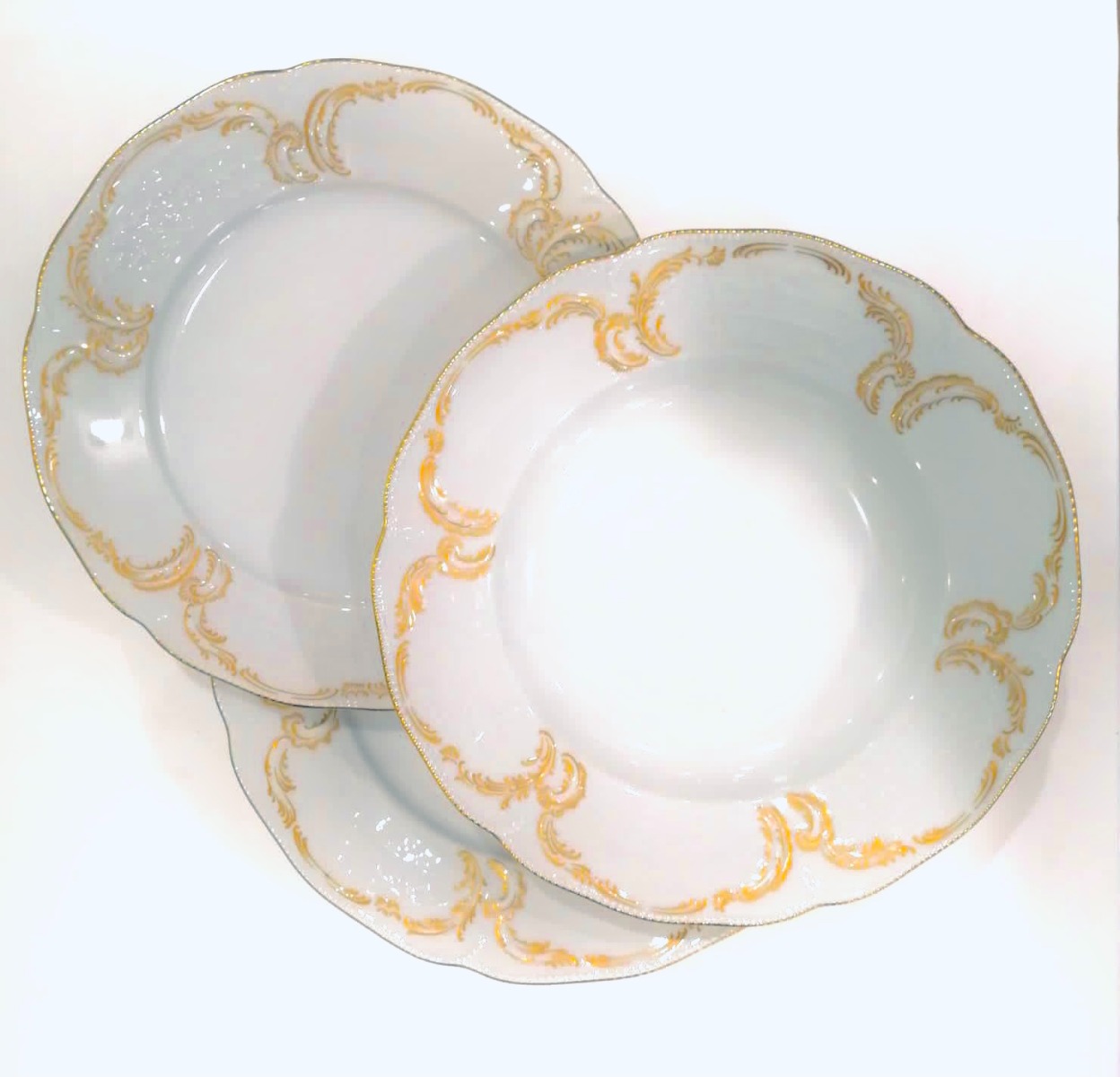 9f4f91f9-d1bf-4991-8b1f-0617d2801d78 Posto Tavola Sanssouci Bianco Oro - immagine 1