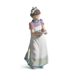 Figurina Damina con torta